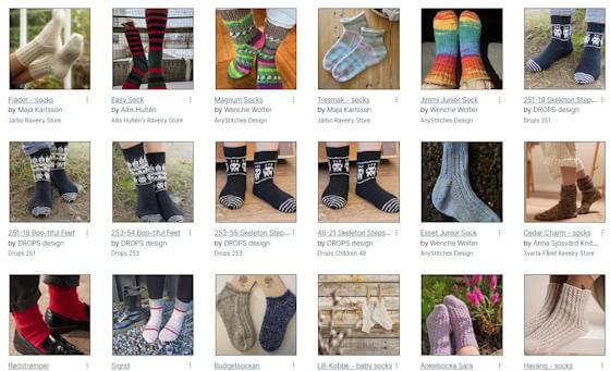 På Ravelry: gratis mönster på strumpor stickade från tån och upp, på svenska.