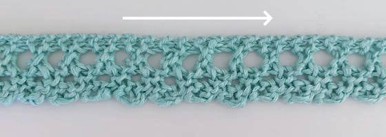 8 maskor hög spetskant från 1843, från vänster till höger.