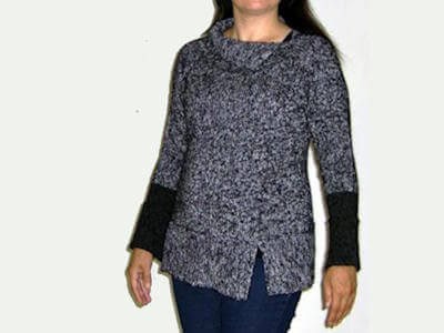 Raglantröja där ärmsluten är mörkgrå