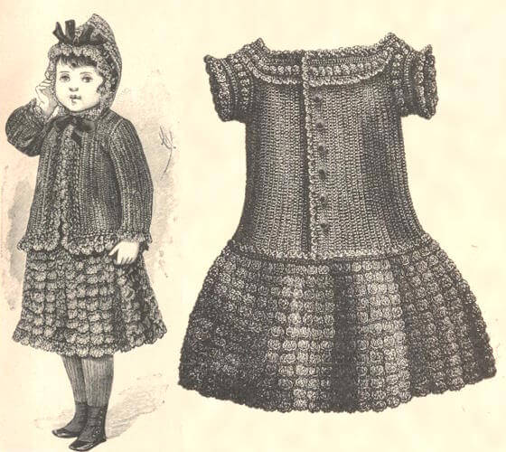 Virkade kläder till ett barn, två till fyra år, från 1891